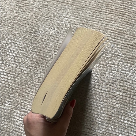 Nineteen Minutes by Jodi Picoult Thriller Mystery Suspense Nonfiction Book Books - Picture 2 of 5